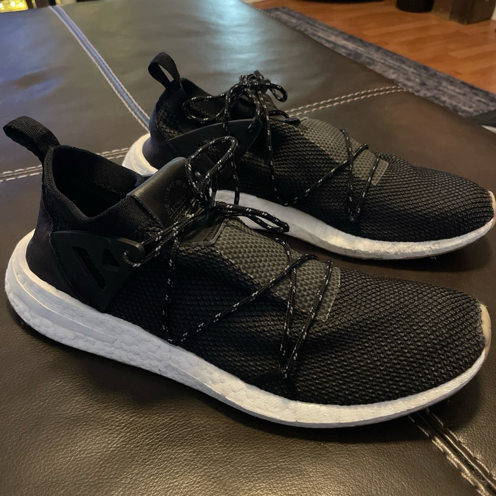 Adidas Ultra Boost Arkyn Knit Running Shoes Womens 11 Black CG6228 Comfort Rare